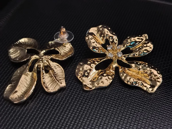 440_1 Anti Tarnish Earring - Image 1